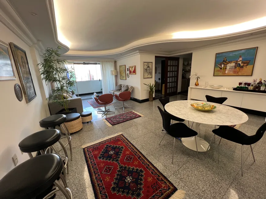 Foto 1 de Apartamento com 4 Quartos à venda, 167m² em Miramar, João Pessoa