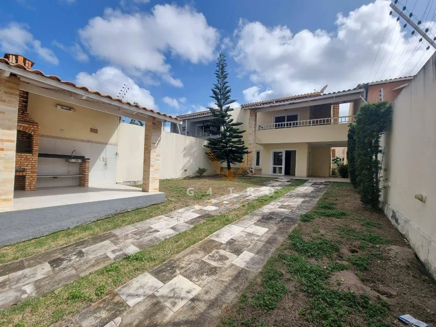 Foto 1 de Casa com 4 Quartos à venda, 230m² em Cambeba, Fortaleza