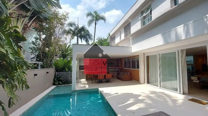 Foto 1 de Casa de Condomínio com 3 Quartos à venda, 419m² em Jardim dos Estados, São Paulo