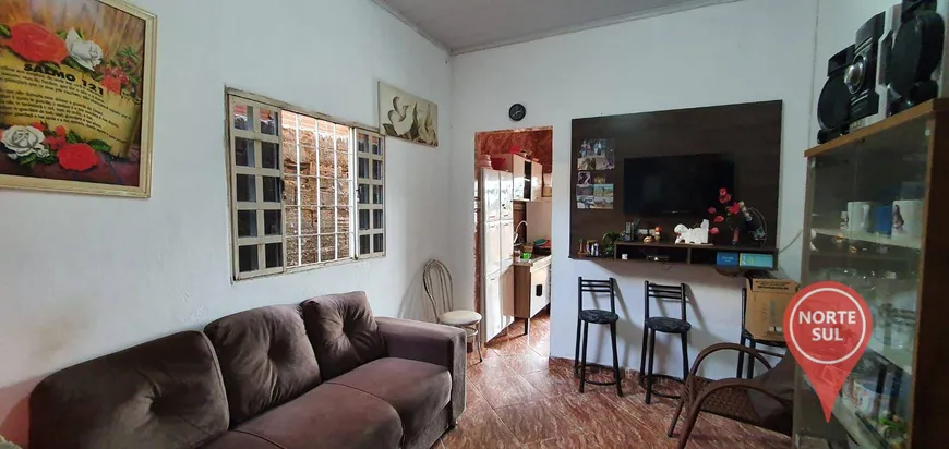 Foto 1 de Casa com 3 Quartos à venda, 200m² em Vila São Tarcísio, Mário Campos