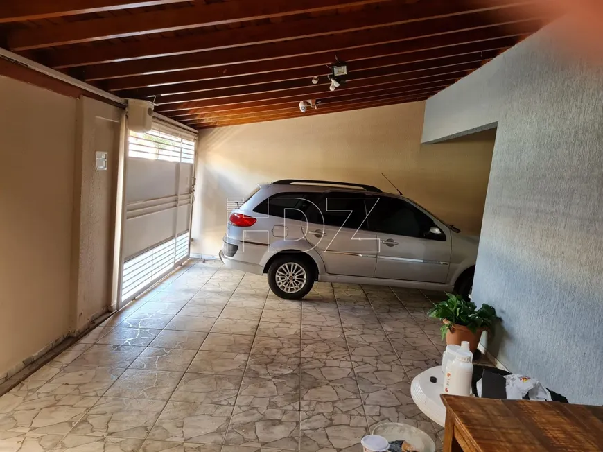 Foto 1 de Casa com 4 Quartos à venda, 212m² em Vila Xavier, Araraquara