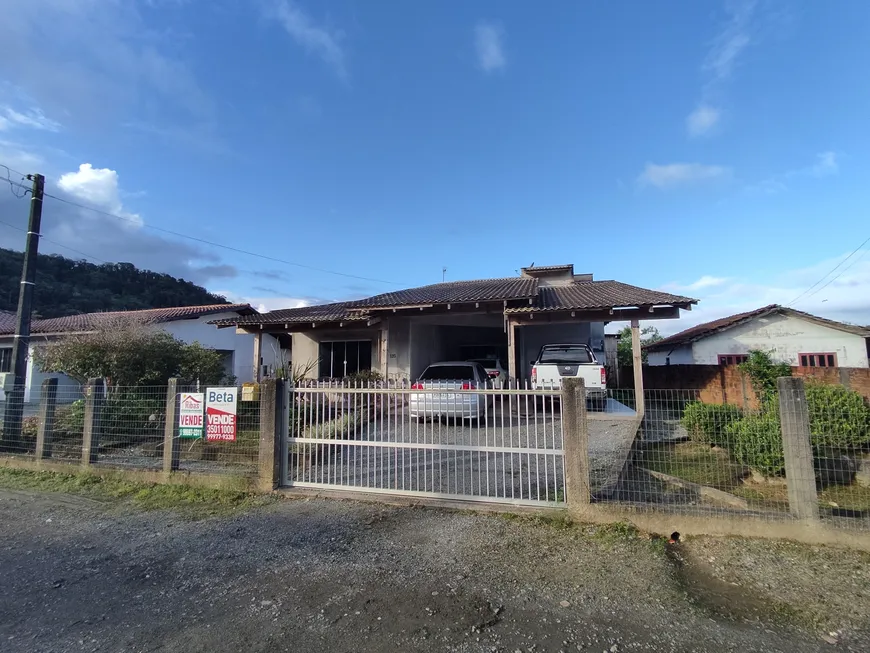 Foto 1 de Casa com 4 Quartos à venda, 160m² em Avai, Guaramirim