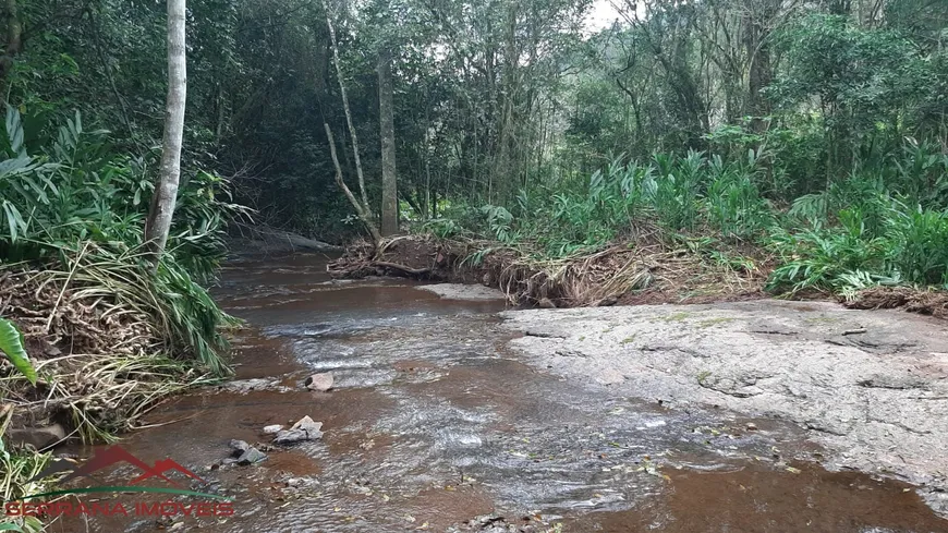 Foto 1 de Lote/Terreno à venda, 97000m² em , Linha Nova