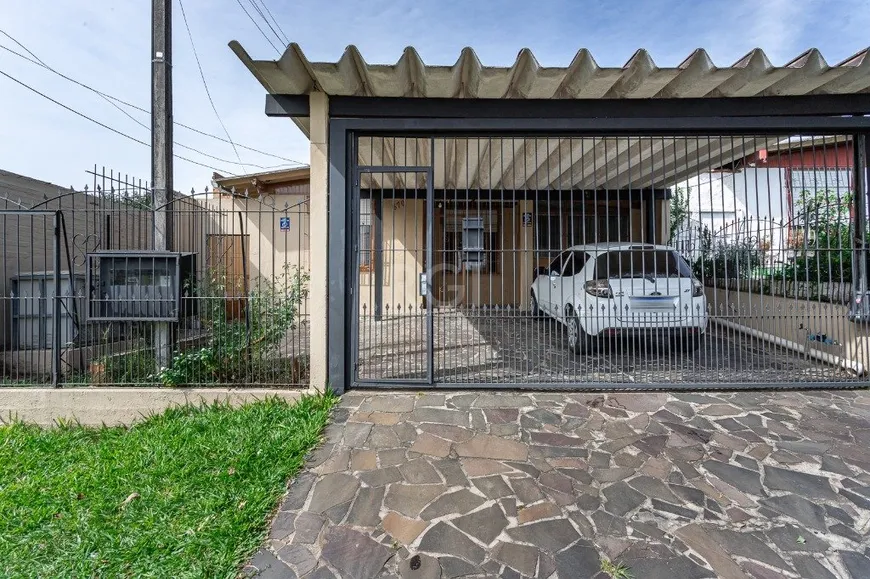Foto 1 de Casa com 3 Quartos à venda, 91m² em Jardim Leopoldina, Porto Alegre