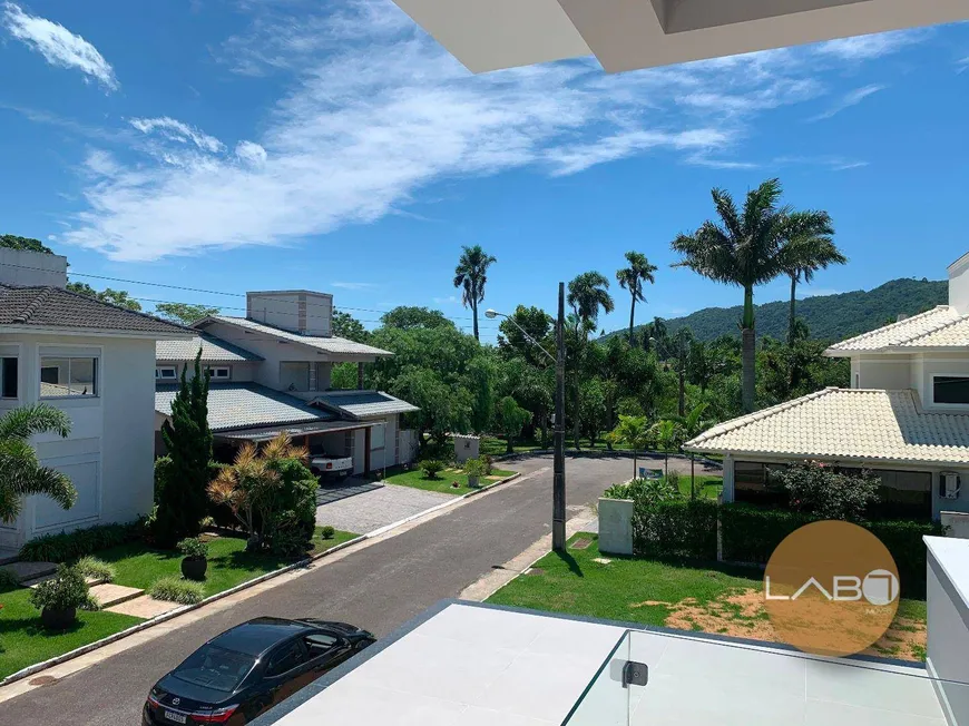 Foto 1 de Lote/Terreno à venda, 360m² em Cachoeira do Bom Jesus, Florianópolis