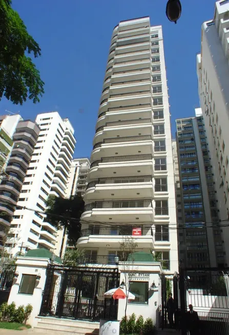 Foto 1 de Apartamento com 3 Quartos à venda, 383m² em Higienópolis, São Paulo