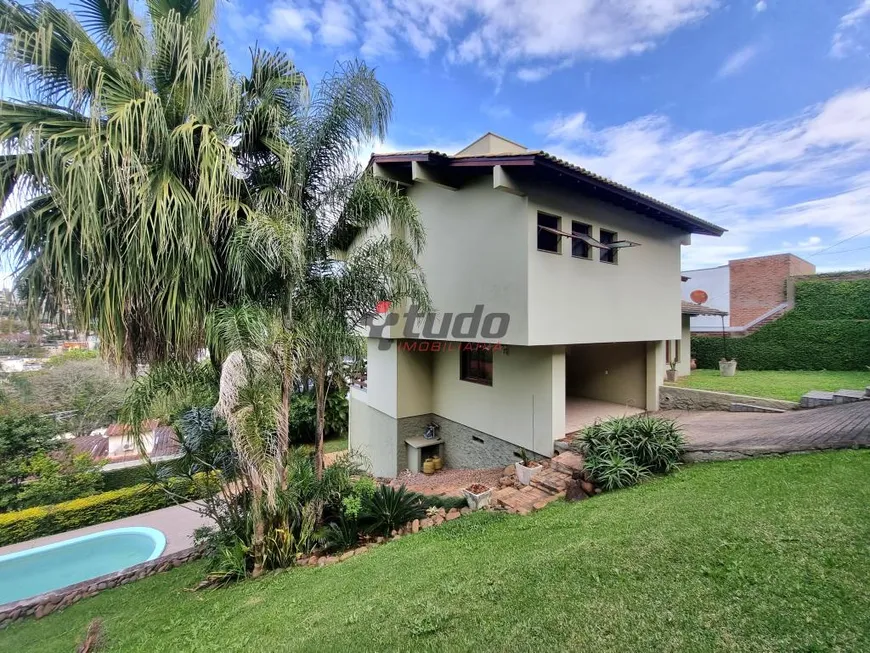 Foto 1 de Casa com 3 Quartos à venda, 318m² em Guarani, Novo Hamburgo