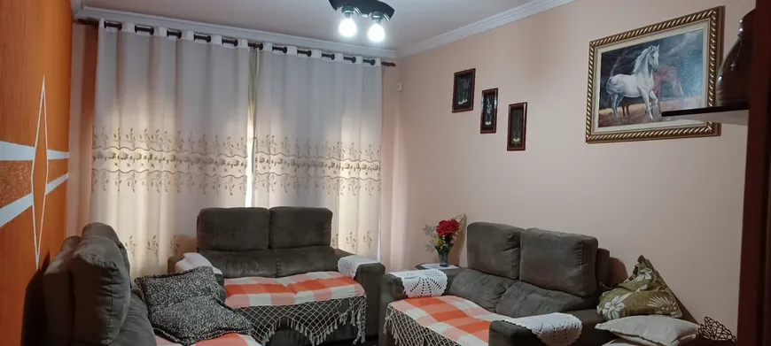 Foto 1 de Casa com 2 Quartos à venda, 204m² em Vila Aprazivel, Jacareí