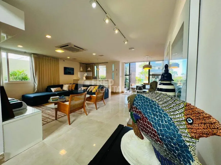 Foto 1 de Casa de Condomínio com 4 Quartos à venda, 400m² em 17 de Março, Aracaju