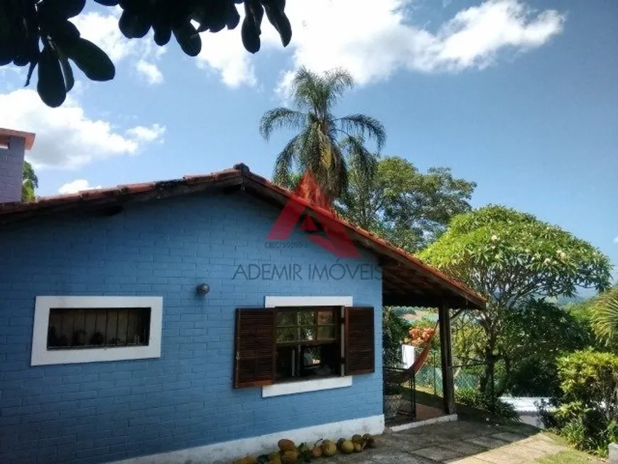 Foto 1 de Fazenda/Sítio com 2 Quartos à venda, 1400m² em Canto Das Aguas, Igaratá