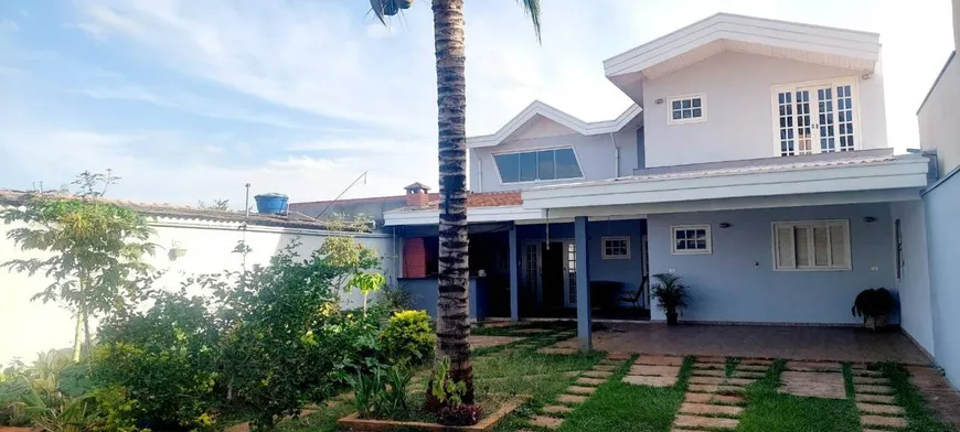 Foto 1 de Casa com 4 Quartos à venda, 202m² em Jardim Alvorada, Americana