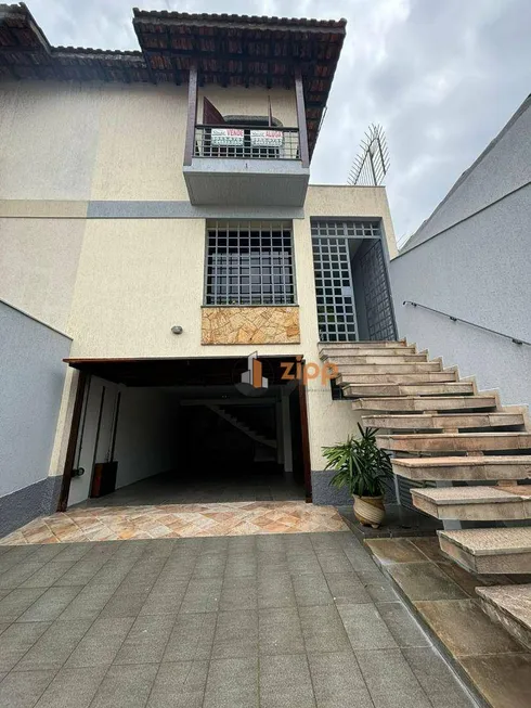 Foto 1 de Sobrado com 4 Quartos para alugar, 235m² em Tucuruvi, São Paulo