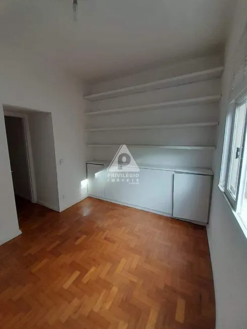 Foto 1 de Apartamento com 2 Quartos à venda, 61m² em Cosme Velho, Rio de Janeiro