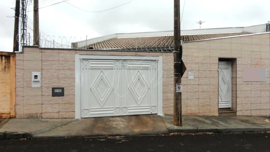 Foto 1 de Casa com 3 Quartos à venda, 124m² em Jardim do Carmo, Araraquara