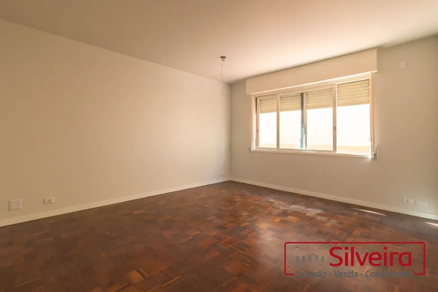 Foto 1 de Apartamento com 3 Quartos à venda, 117m² em Floresta, Porto Alegre