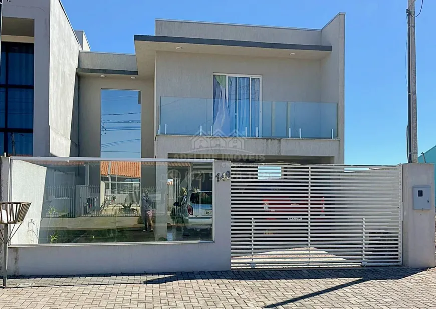 Foto 1 de Sobrado com 2 Quartos à venda, 142m² em , Carambeí