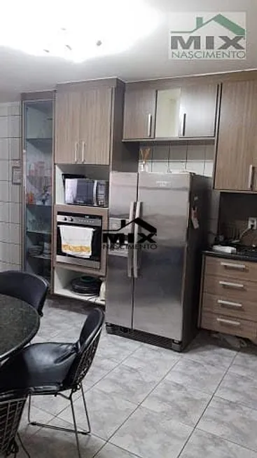 Foto 1 de Casa de Condomínio com 2 Quartos à venda, 234m² em Taboão, São Bernardo do Campo
