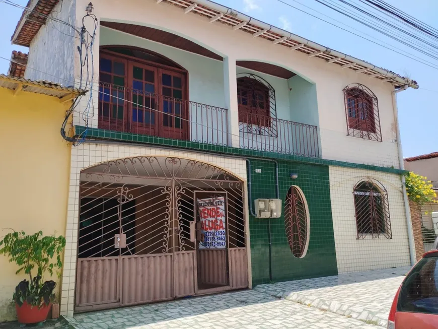 Foto 1 de Casa com 3 Quartos à venda, 240m² em Coqueiro, Belém