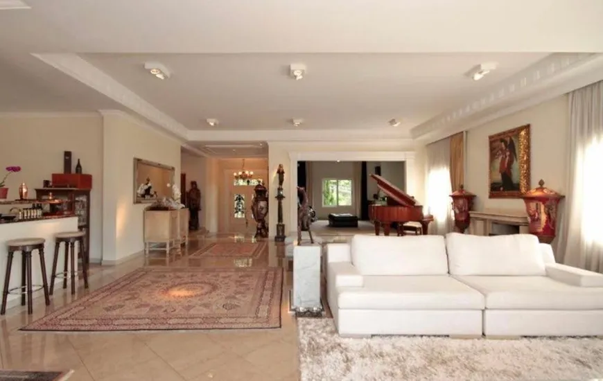 Foto 1 de Casa de Condomínio com 6 Quartos para venda ou aluguel, 980m² em Alphaville Residencial Dois, Barueri