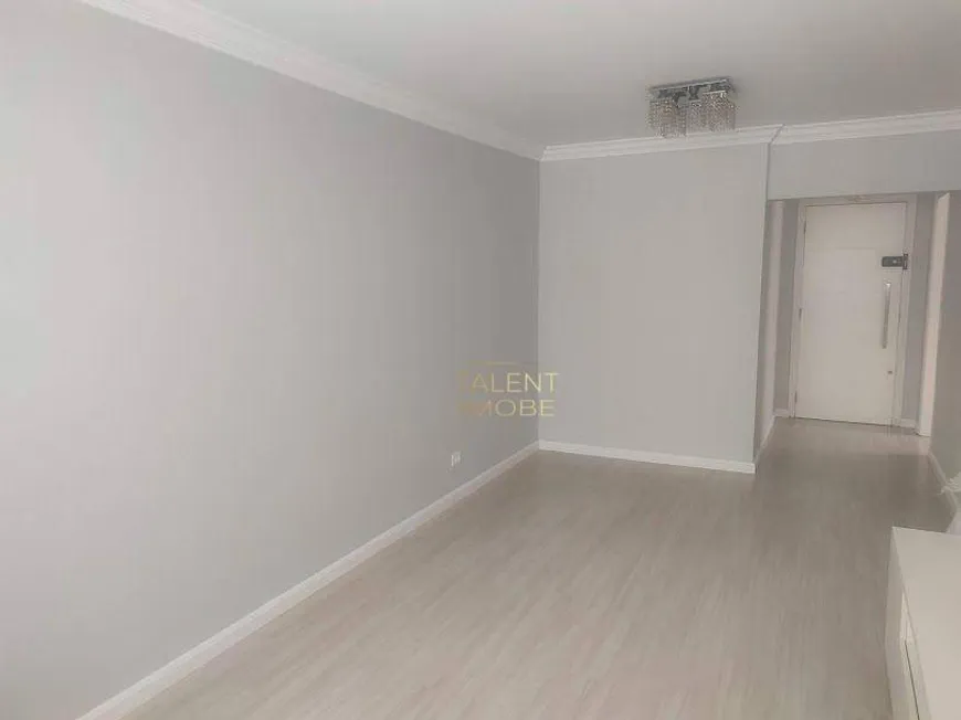 Foto 1 de Apartamento com 3 Quartos à venda, 70m² em Moema, São Paulo