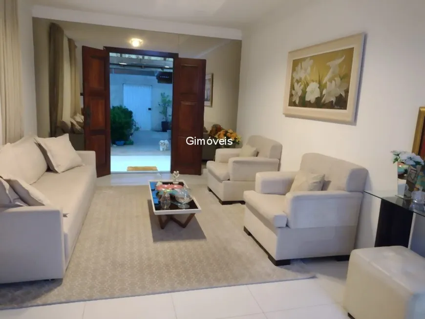 Foto 1 de Casa com 5 Quartos para alugar, 250m² em Vilas do Atlantico, Lauro de Freitas