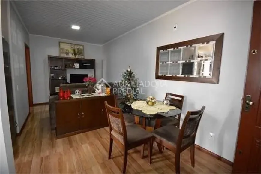 Foto 1 de Casa com 2 Quartos à venda, 134m² em Igara, Canoas