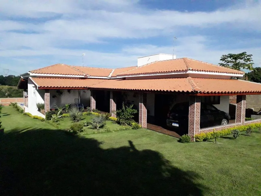 Foto 1 de Fazenda/Sítio com 2 Quartos à venda, 260m² em Area Rural de Artur Nogueira, Artur Nogueira