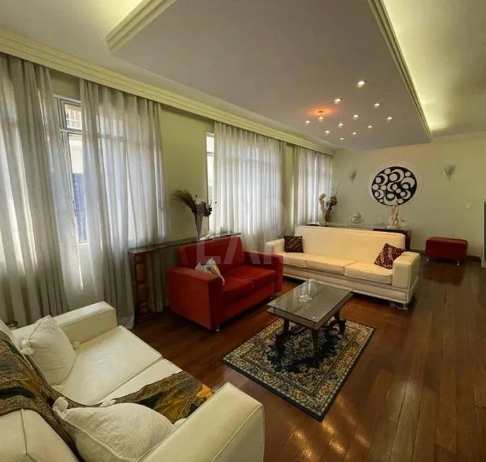 Foto 1 de Apartamento com 4 Quartos à venda, 230m² em Santo Agostinho, Belo Horizonte