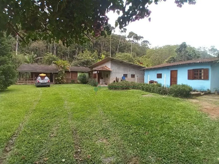 Foto 1 de Casa com 5 Quartos à venda, 150m² em Prata dos Aredes, Teresópolis