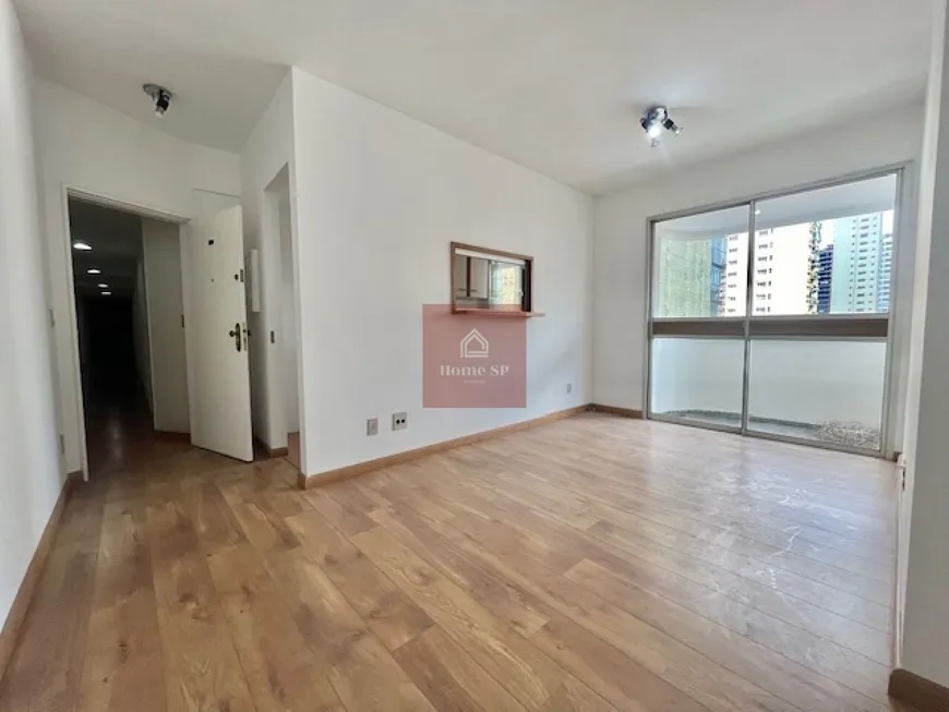 Foto 1 de Apartamento com 2 Quartos à venda, 55m² em Moema, São Paulo