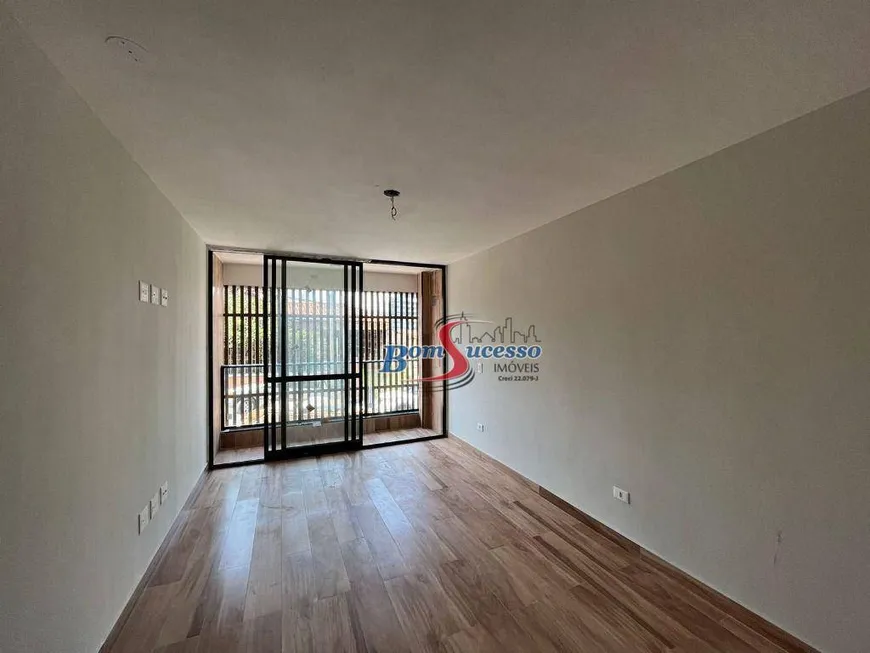 Foto 1 de Apartamento com 1 Quarto para alugar, 26m² em Vila Invernada, São Paulo