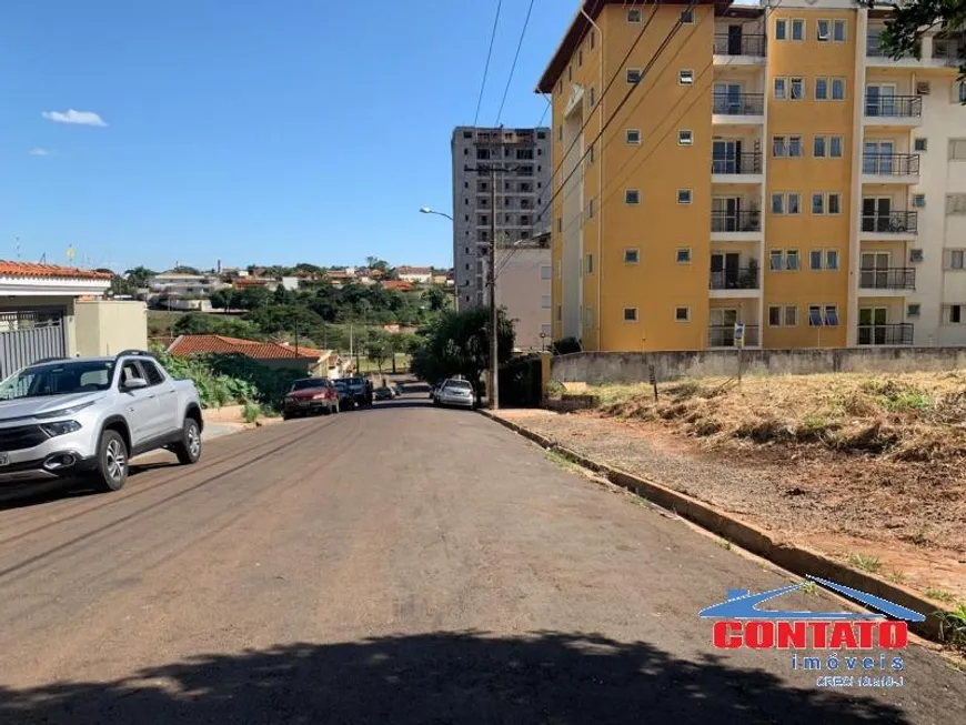 Foto 1 de Lote/Terreno à venda, 750m² em Jardim Gibertoni, São Carlos