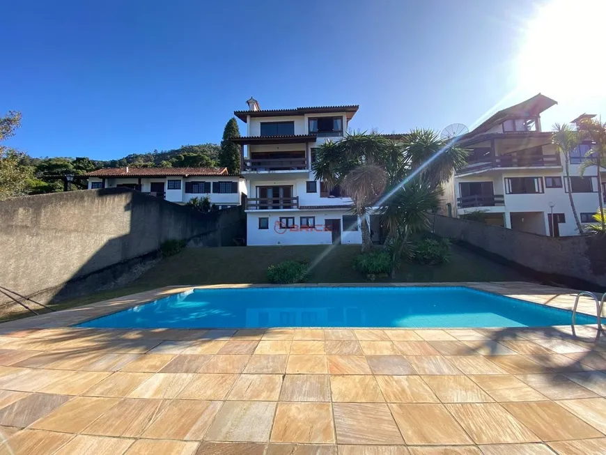 Foto 1 de Casa com 5 Quartos à venda, 440m² em Iúcas, Teresópolis