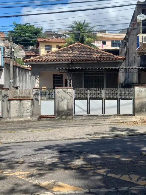 Foto 1 de Casa com 3 Quartos à venda, 280m² em Vista Alegre, Rio de Janeiro