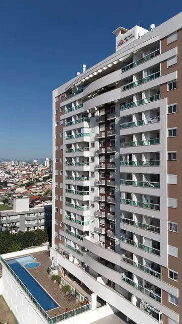 Foto 1 de Apartamento com 3 Quartos à venda, 101m² em Barreiros, São José