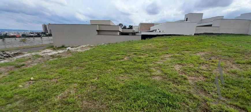 Foto 1 de Lote/Terreno à venda, 341m² em Vila Haro, Sorocaba