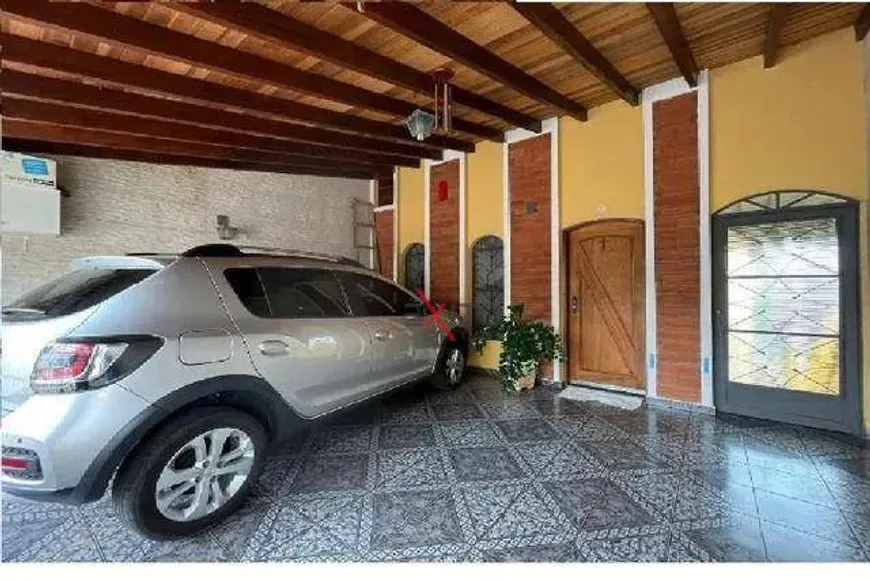 Foto 1 de Casa com 4 Quartos à venda, 244m² em Vila Josefina, Jundiaí