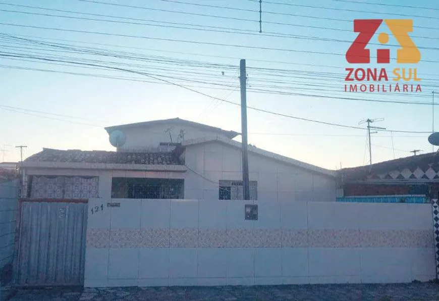 Foto 1 de Casa com 3 Quartos à venda, 200m² em Costa E Silva, João Pessoa