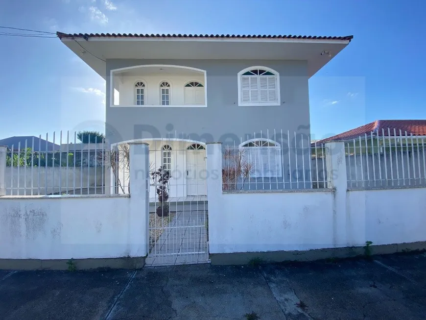 Foto 1 de Casa com 6 Quartos para alugar, 160m² em Carianos, Florianópolis