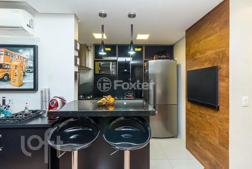 Foto 1 de Apartamento com 3 Quartos à venda, 71m² em Passo da Areia, Porto Alegre