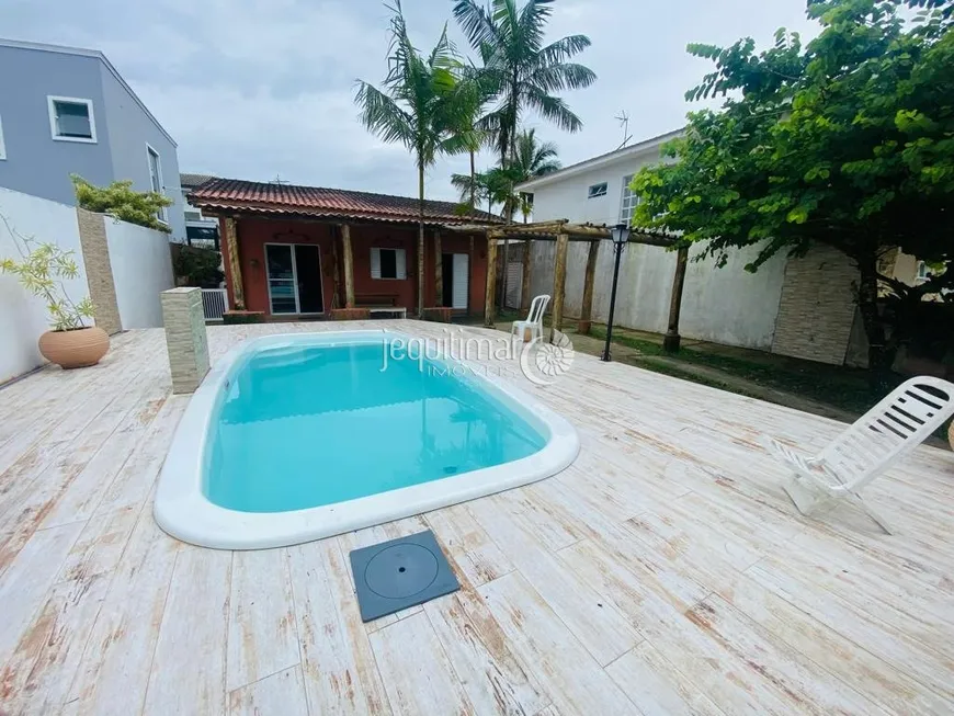 Foto 1 de Casa de Condomínio com 3 Quartos à venda, 150m² em Balneário Praia do Pernambuco, Guarujá