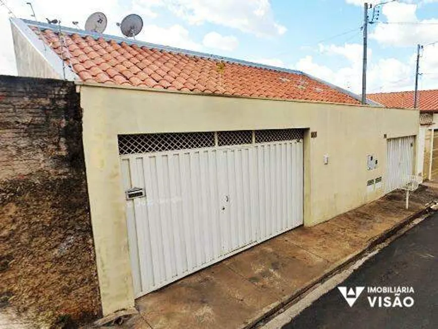 Foto 1 de Casa com 3 Quartos à venda, 136m² em Conjunto Costa Telles II, Uberaba