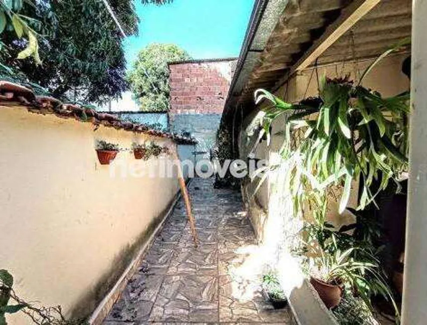 Foto 1 de Casa com 4 Quartos à venda, 360m² em Glória, Belo Horizonte