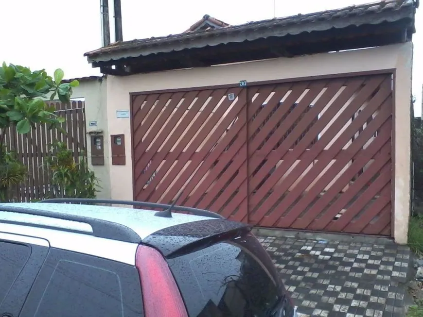 Foto 1 de Casa com 2 Quartos à venda, 115m² em Agenor de Campos, Mongaguá