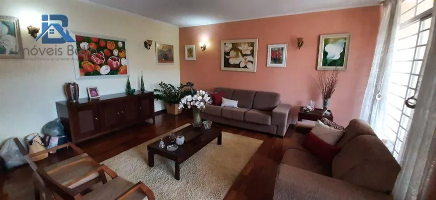 Foto 1 de Casa com 3 Quartos para venda ou aluguel, 267m² em Vila Cassaro, Itatiba