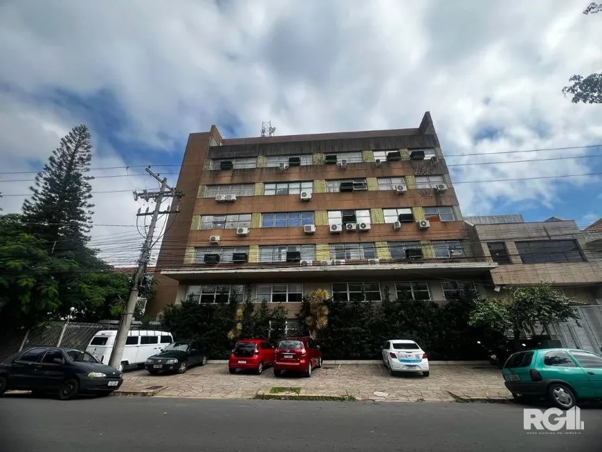 Foto 1 de Ponto Comercial para alugar, 50m² em Navegantes, Porto Alegre