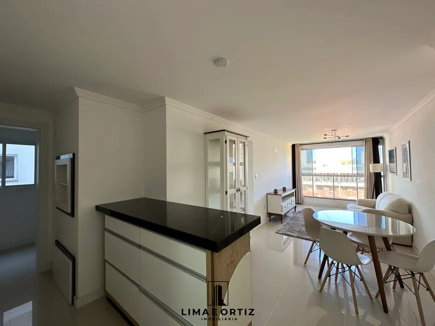 Foto 1 de Apartamento com 2 Quartos à venda, 64m² em Centro, Tramandaí