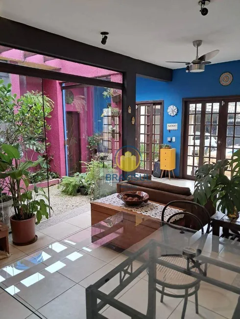 Foto 1 de Casa com 3 Quartos à venda, 127m² em Socorro, São Paulo