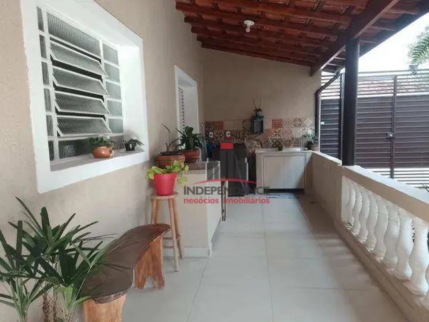 Foto 1 de Casa com 2 Quartos à venda, 156m² em Bosque dos Eucaliptos, São José dos Campos