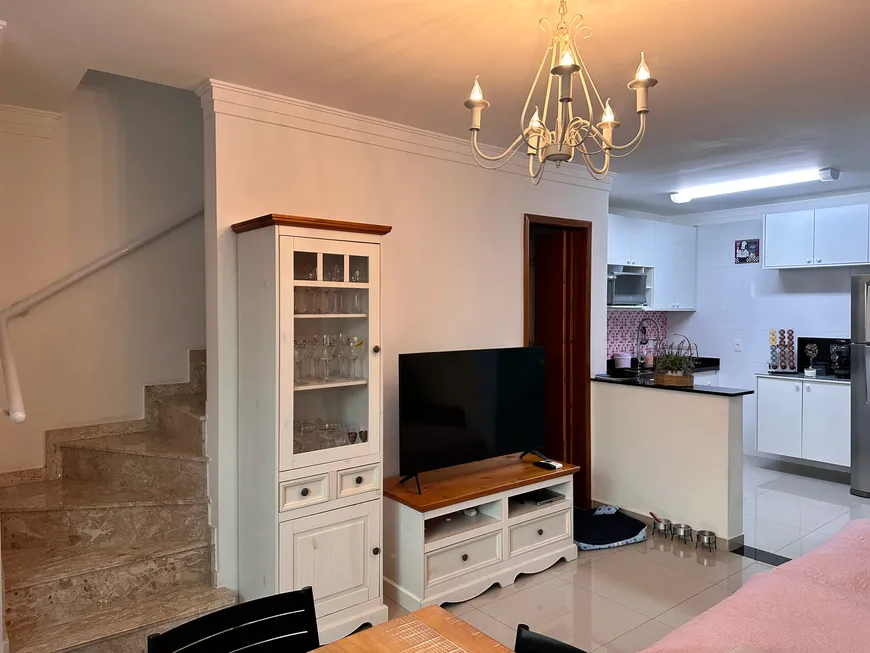 Foto 1 de Casa de Condomínio com 2 Quartos à venda, 56m² em Santana, São Paulo